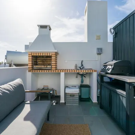 Rooftop By Moje アパート